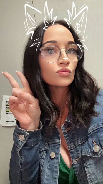 Full leaked Rachierach private photo