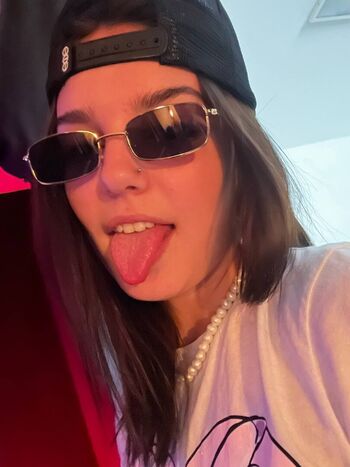 Full leaked Radmila maro private photo