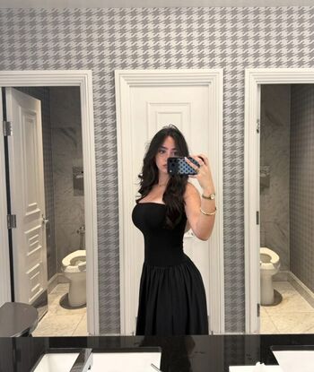 Full leaked Rae cambra private photo