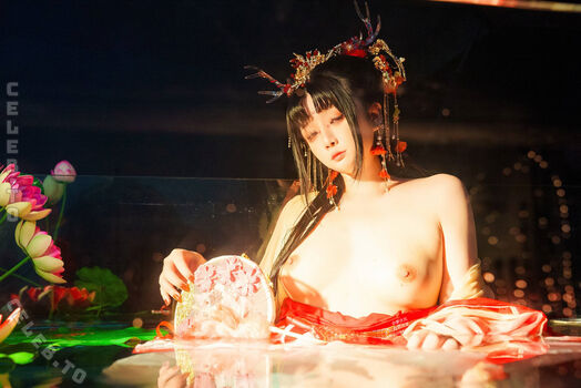 Full leaked Raku page private photo