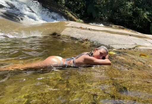 Full leaked Raphaela private photo
