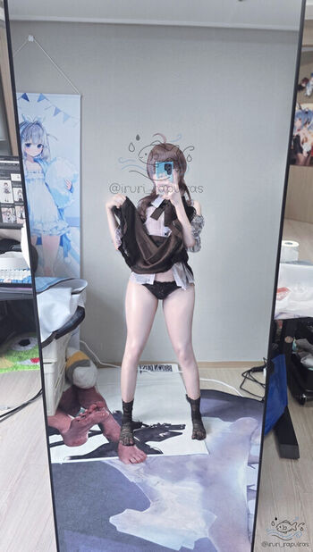 Full leaked Rapulras private photo