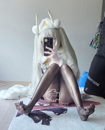 Full leaked Rapulras private photo