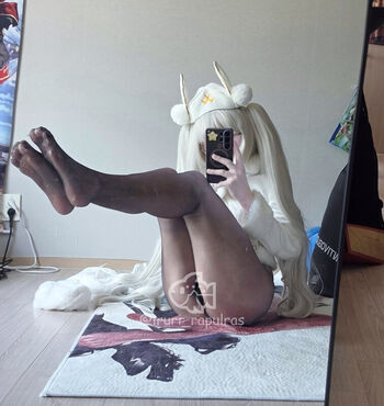 Full leaked Rapulras private photo