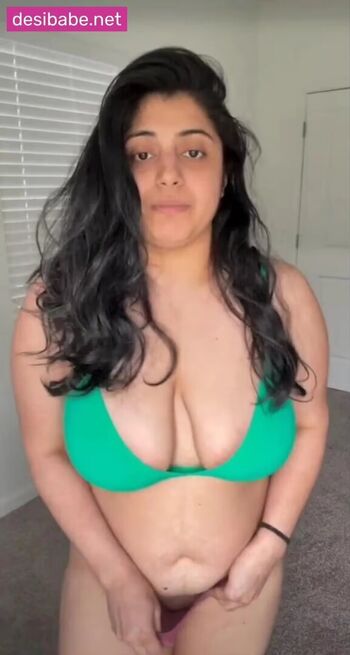 Full leaked Rashmi van private photo
