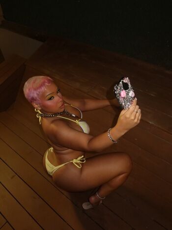 Raven Diaz From Joselines Cabaret