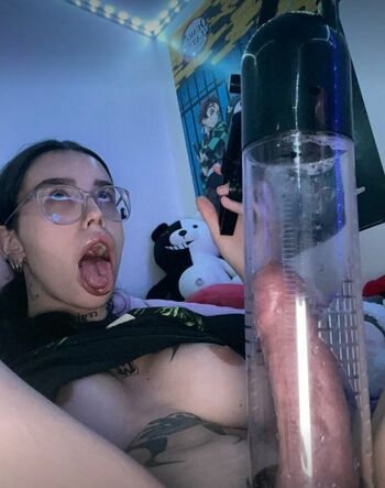Full leaked Ravena private photo