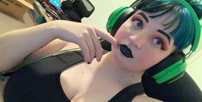 Full leaked Ravencox private photo