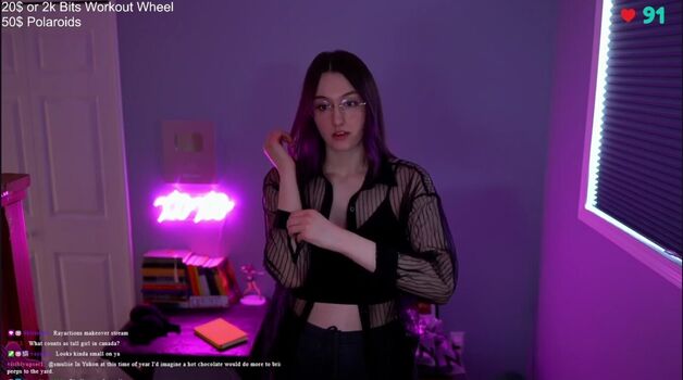 Full leaked Rayactions page private photo