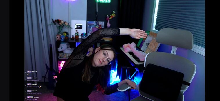 Full leaked Rayactions private photo