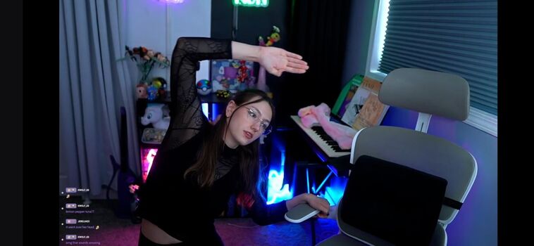 Full leaked Rayactions private photo
