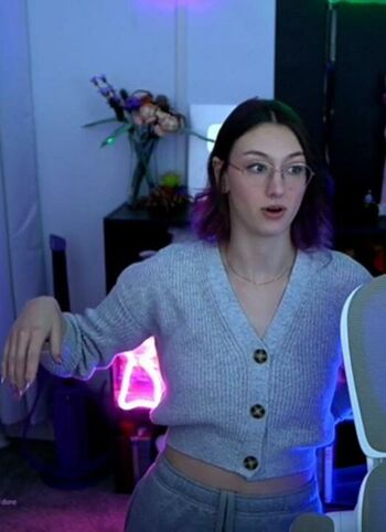 Full leaked Rayactions private photo