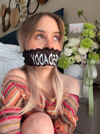 Full leaked Raychel kiss private photo