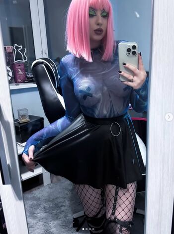 Full leaked Razor claw private photo