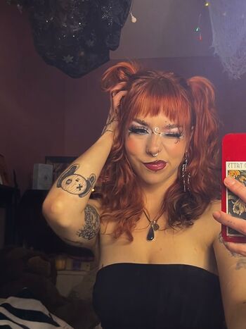 Full leaked Red e bunny private photo