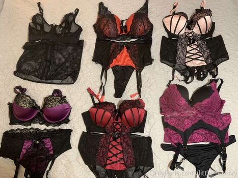 Full leaked Red ivy private photo