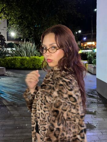 Full leaked Redblossom private photo