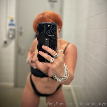 redheadbeautyy