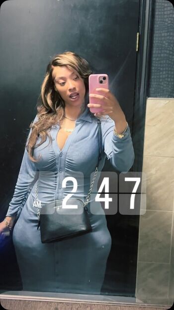 Full leaked Renadaneen private photo