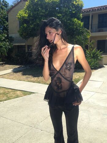 Full leaked Renee beller private photo