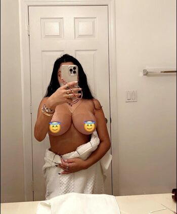 Full leaked Renukara private photo