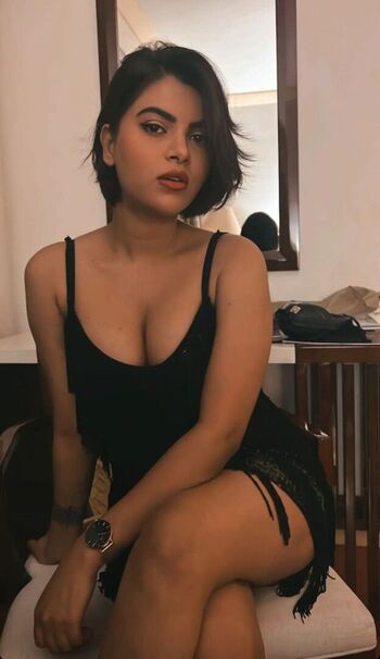 Full leaked Rhea insha private photo