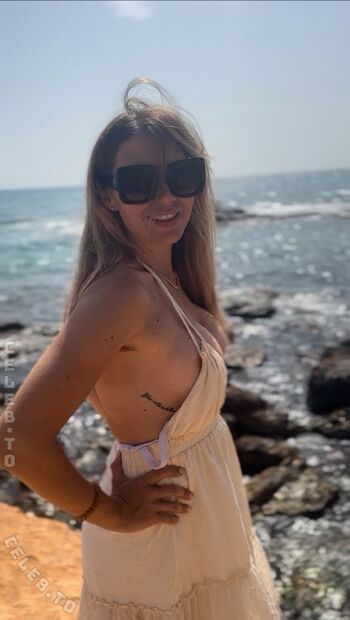Full leaked Ridingchloe private photo