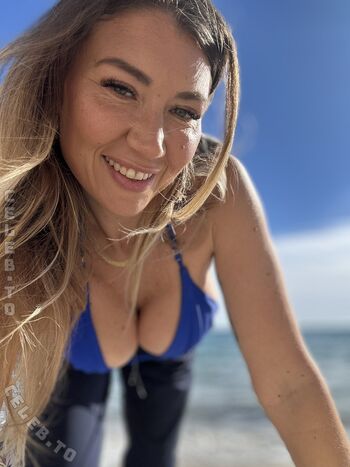 Full leaked Ridingchloe private photo