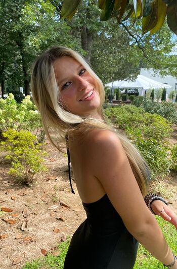 Leaked Emma stone/ private photo viral onlyfans