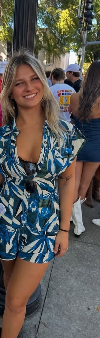 Leaked Zishy / private photo viral onlyfans