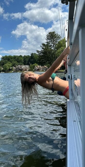 Leaked Ihatelaika / private photo viral onlyfans