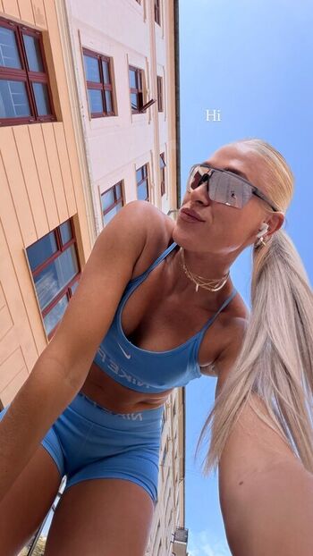 Full leaked Riribebe private photo
