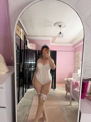 Full leaked Riribebe page private photo