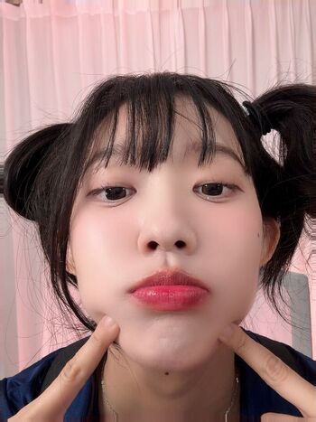 Full leaked Riribebe page private photo