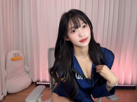 Full leaked Riribebe page private photo