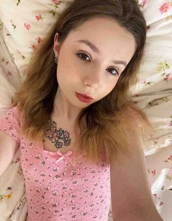 Full leaked Riribebe page private photo