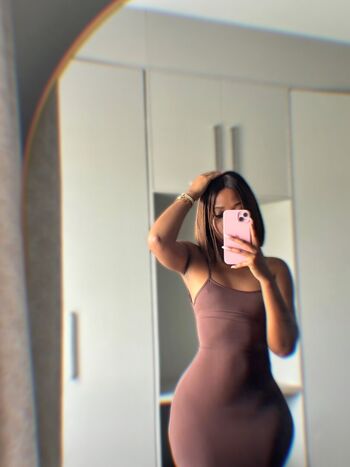 Full leaked Riribebe page private photo