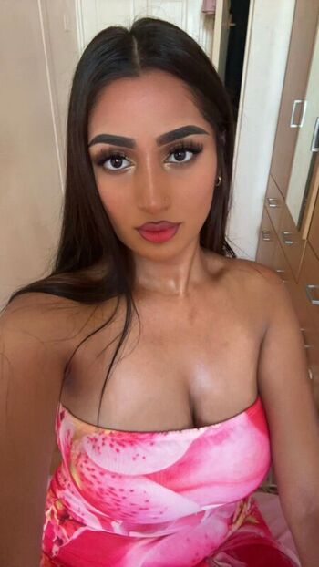 Full leaked Riya b private photo