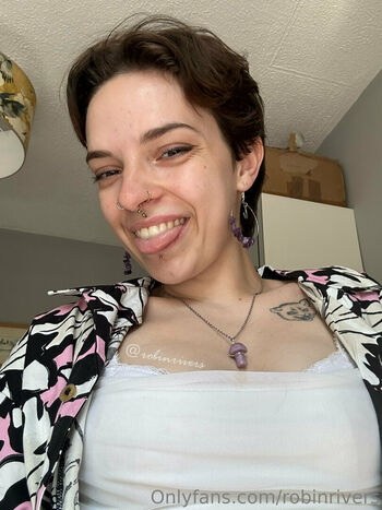 Full leaked Robinrivers page private photo