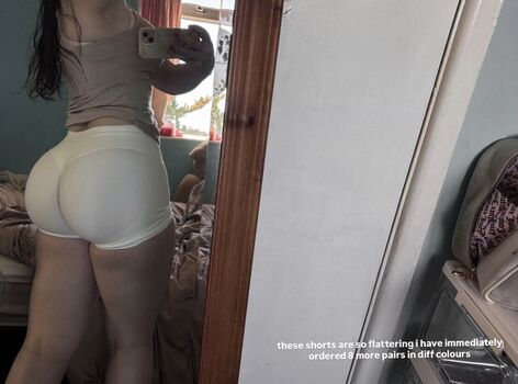 Full leaked Robyn page private photo