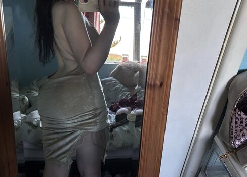 Full leaked Robyn private photo