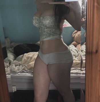 Full leaked Robyn private photo