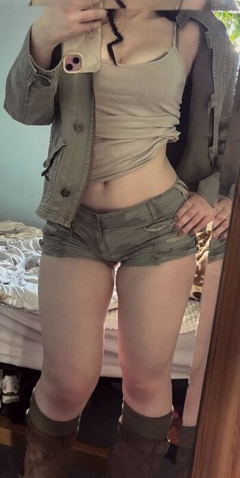 Full leaked Robyn  page private photo