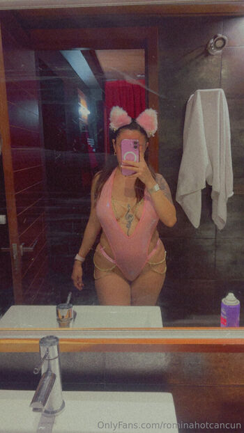 RominaHotCancun