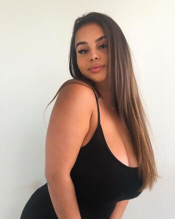 Full leaked Romyisabellaa private photo