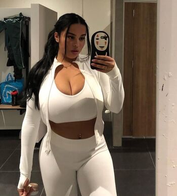 Full leaked Romyisabellaa private photo