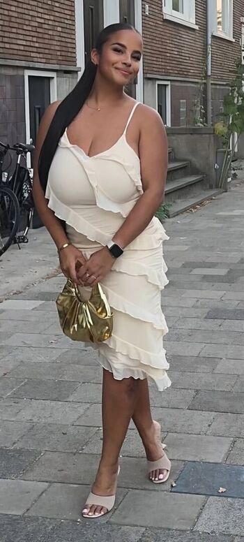 Full leaked Romyisabellaa private photo