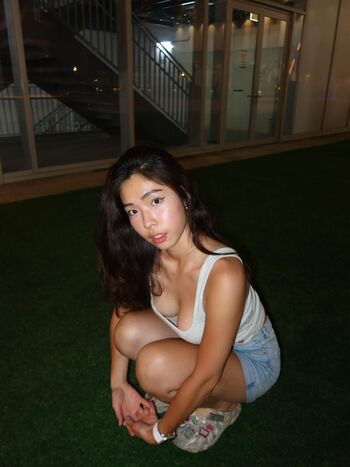 Full leaked Roobeeeq private photo