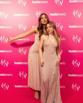 Full leaked Roro private onlyfans photo