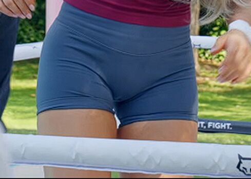 Full leaked Roro private photo
